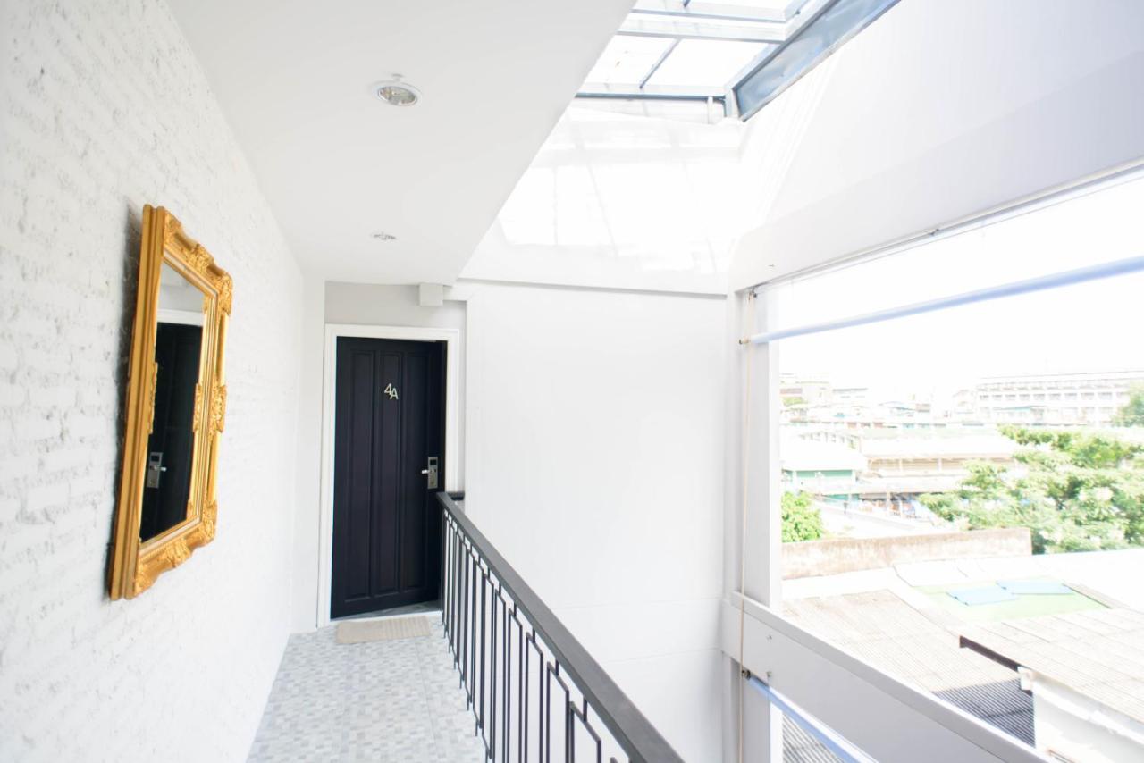 87 Oldtown At River Pier Bangkok Bagian luar foto
