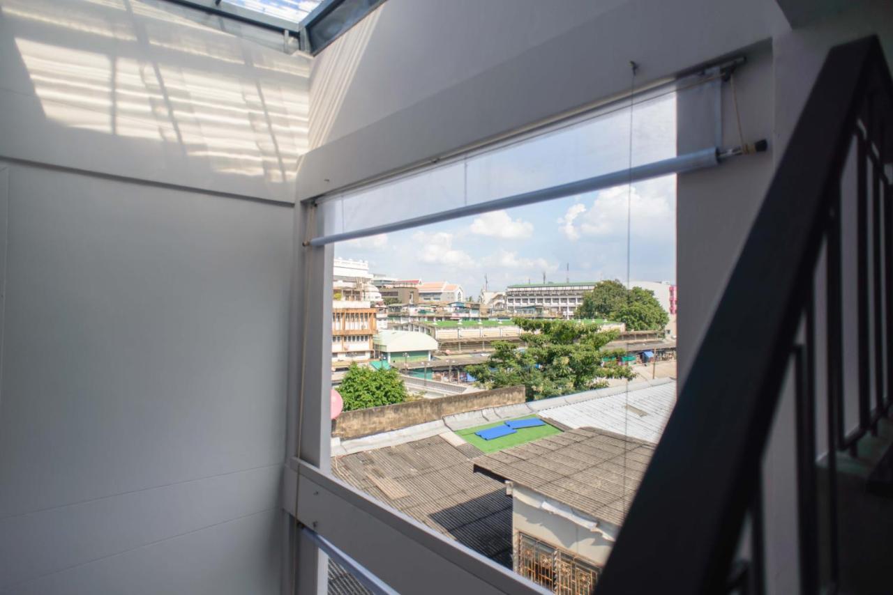 87 Oldtown At River Pier Bangkok Bagian luar foto